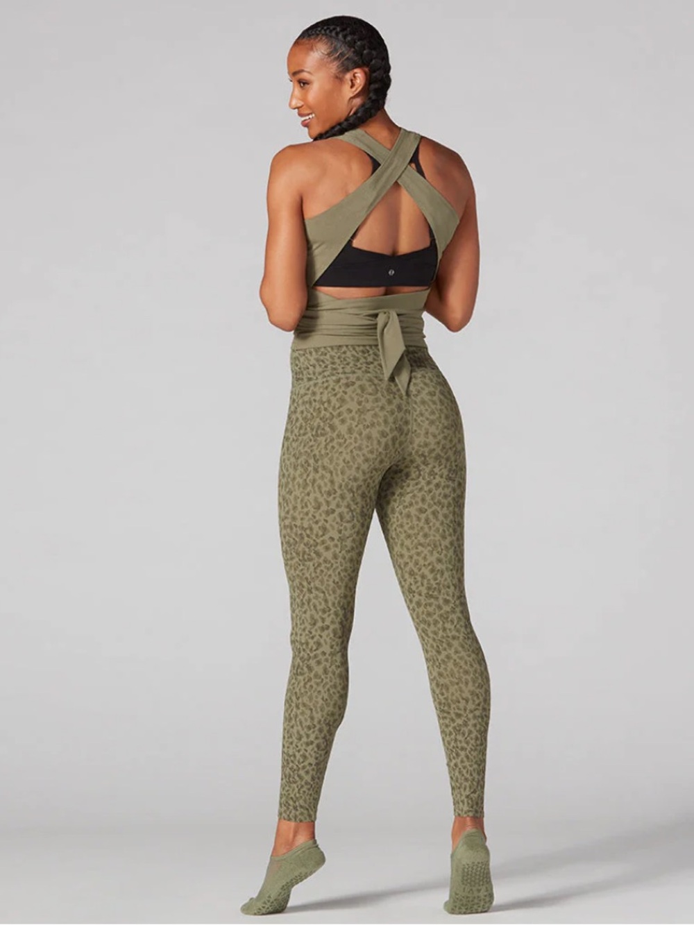 NWT- Tavi- Sz XL- Wrap Around Tank- Light Olive